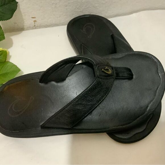 Olukai KUPUNA Men\'s Flip Flop Size 8 black leather top main image 2